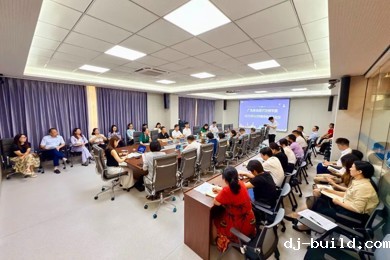 广东岭南现代技师学院顺利通过2025年ISO质量管理体系外部审核